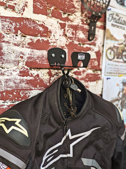 THE NONONSENSE HELMET HANGER